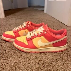 Women’s Strawberry Peach Dunks
